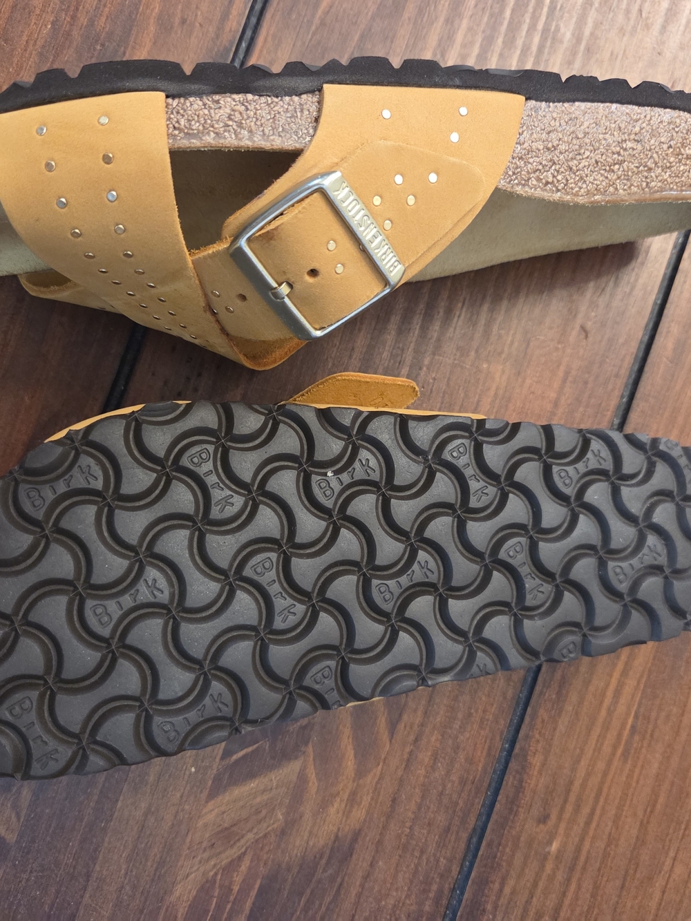 Birkenstock Women’s Mustard Tan Studded Cross-Strap Sandals - Picture 2 of 2